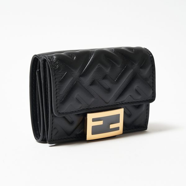 42992622 FENDI Fold Wallet Black