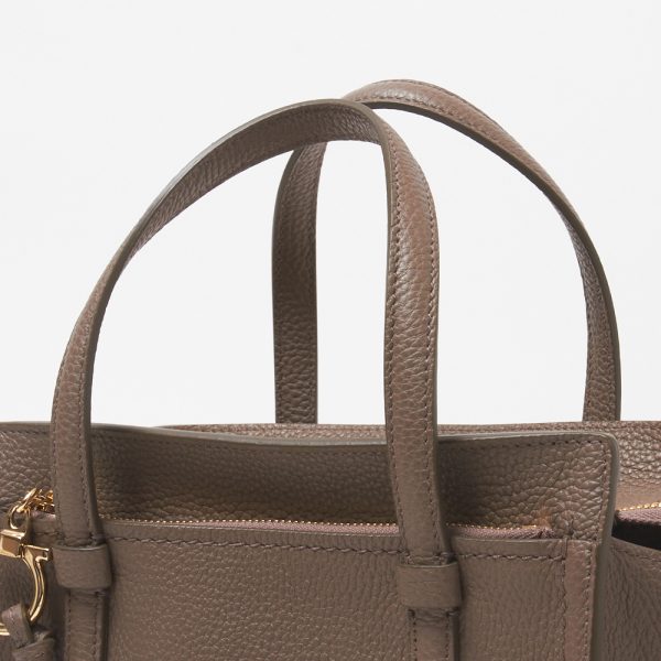 43078103g Ferragamo 2WAY bag AMYCARAWAY SEED