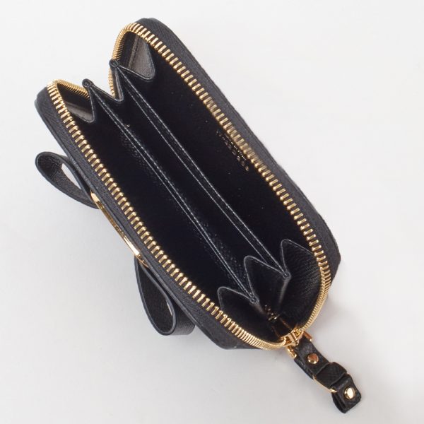 43139453c Ferragamo Coin Case Coin Purse Vara Ribbon Black