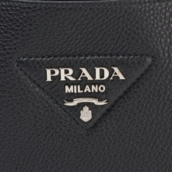 43206896a Prada tote bag Black