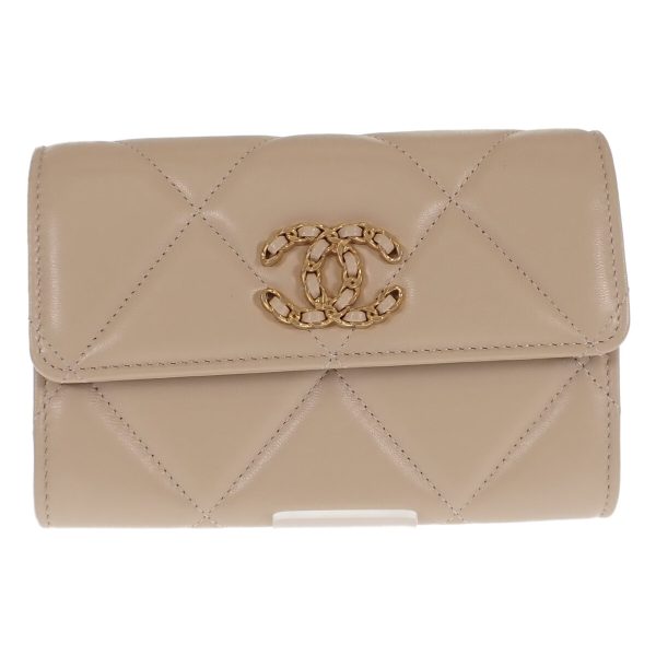 440770 02 Chanel 19 Flap Matelasse Bifold Wallet Beige