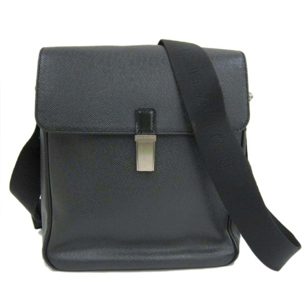 44172 1 Louis Vuitton Yaranga Backpack Noir