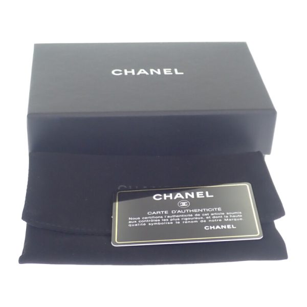 444463 08 Chanel Dizeneuf 19 Zip Coin Purse Case Black