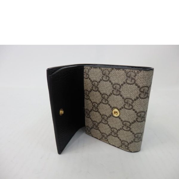 45031 8 Gucci GG Marmont Medium Wallet