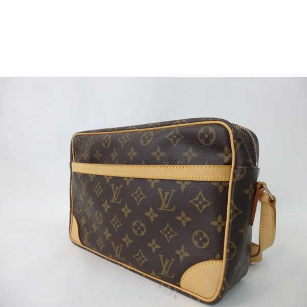 45855 3 Louis Vuitton Trocadero 30 Monogram Shoulder Bag Brown