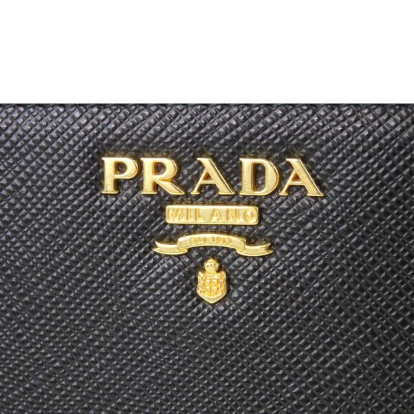 46700 8 Prada Saffiano Bi Fold Compact Wallet Black