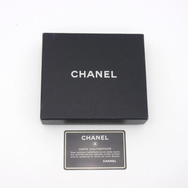 47392 6 Chanel Bi Fold Wallet