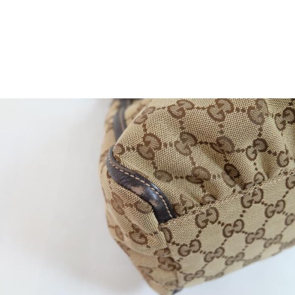 47605 7 GUCCI GG Canvas One Shoulder Bag