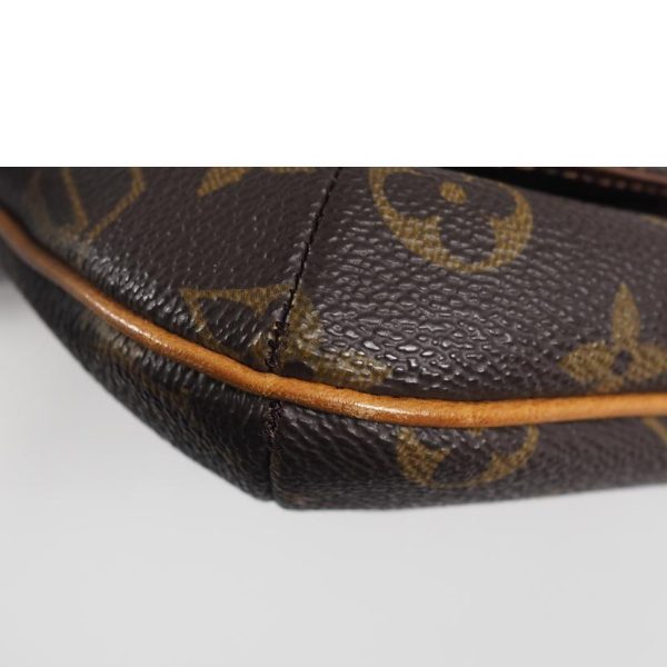 47637 6 Louis Vuitton Musette Monogram Bag Brown