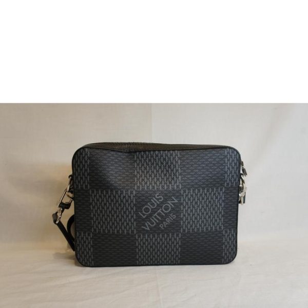 47740 2 Louis Vuitton Trio Messenger Damier Graphite 3D