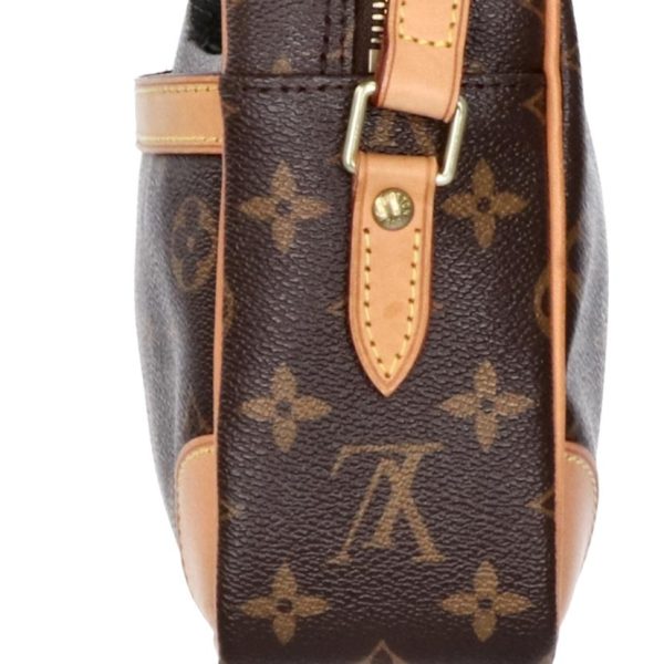 48487 5 Louis Vuitton Trocadero 27 Shoulder Bag Monogram