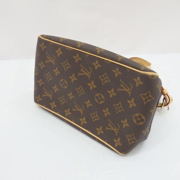 48630 3 Louis Vuitton Batigneur Handbag Monogram