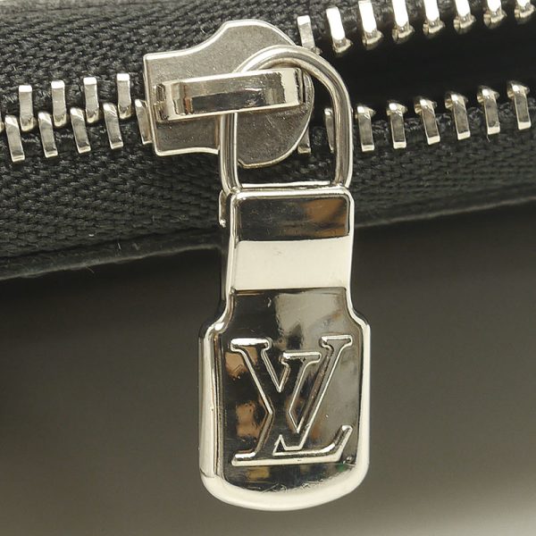 4sh1017 3 Louis Vuitton LV Zippy Coin M30511 Taiga