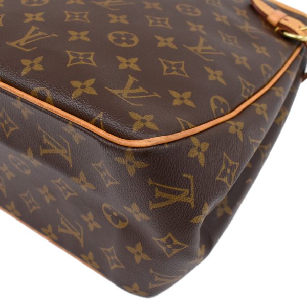 5000001884120219 6 LOUIS VUITTON Batignolles Vertical M51153 Monogram Brown