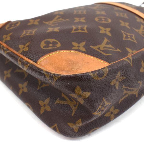 5000001884121521 6 Louis Vuitton Danube MM Crossbody Shoulder Bag Monogram Brown