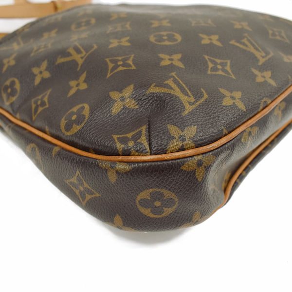 5000001884121774 5 Louis Vuitton Shoulder Bag Odeon PM Monogram Brown