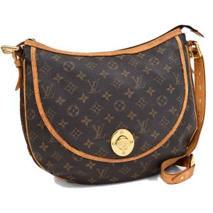 5000001884121962 1 Louis Vuitton Belem MM Bag Damier