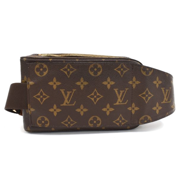 5000001884122259 3 Louis Vuitton Saint Cloud MM Crossbody Shoulder Bag Monogram Brown