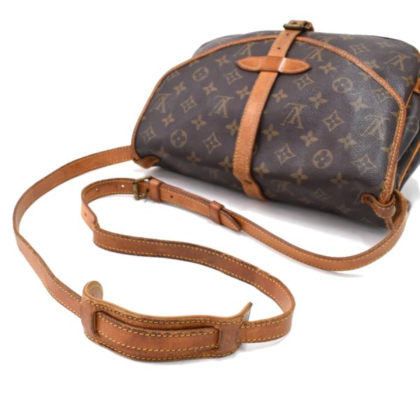 5000001884122593 6 Louis Vuitton Saumur 30 Shoulder Bag M42256 Monogram Brown