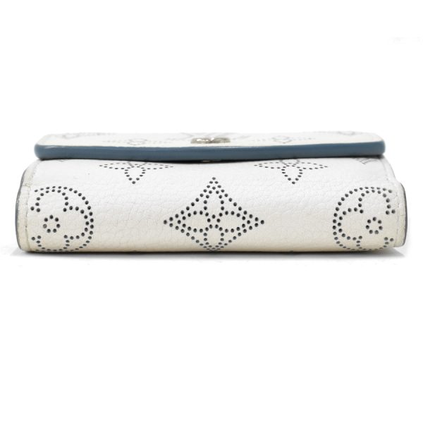 5000001884123007 4 Louis Vuitton Portefeuille Iris XS Trifold Wallet Monogram Mahina Snow Blue Orage