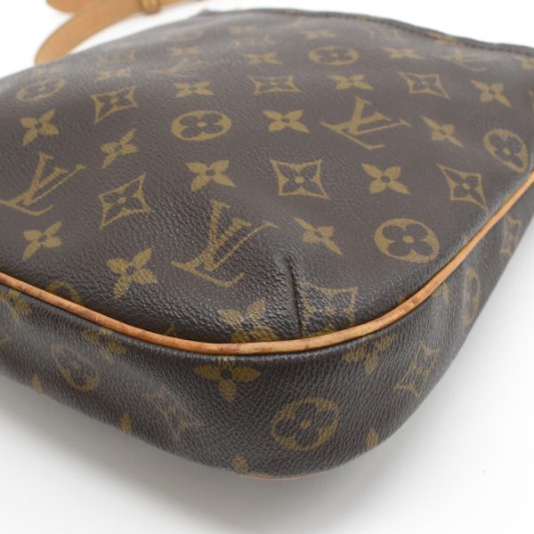 5000001884123558 5 LOUIS VUITTON Odeon PM M56390 Monogram Canvas Leather Brown