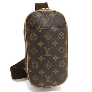 5000001884123821 1 Louis Vuitton Brooklyn Bum Bag Waist Pouch Purse Damier