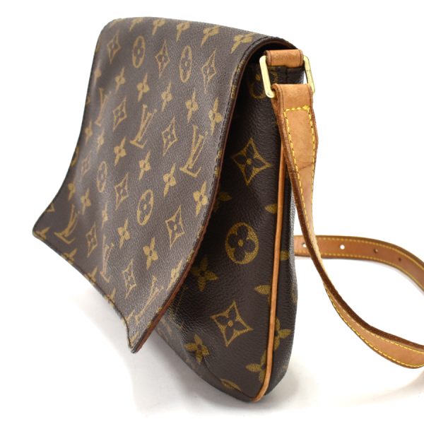 5000001884402877 2 Louis Vuitton Musette Tango Monogram Canvas Brown