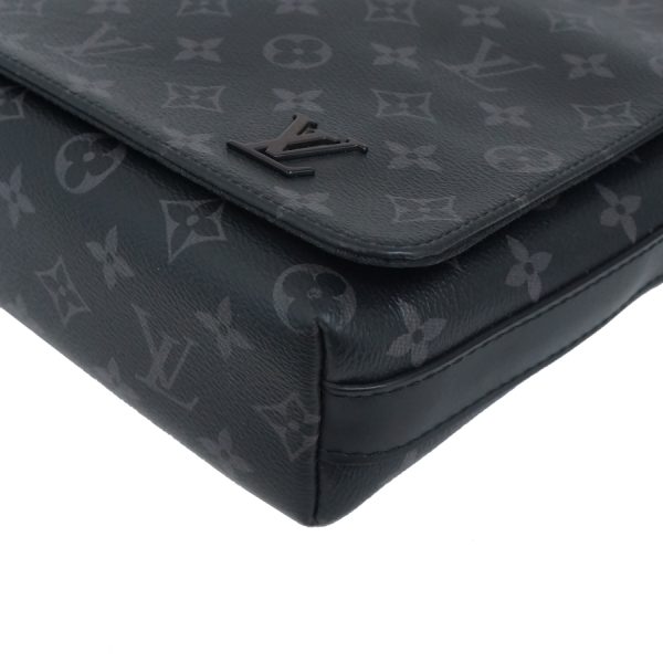 5000041884102498 6 Louis Vuitton District PM NV2 Shoulder Bag Monogram Eclipse Black Gray