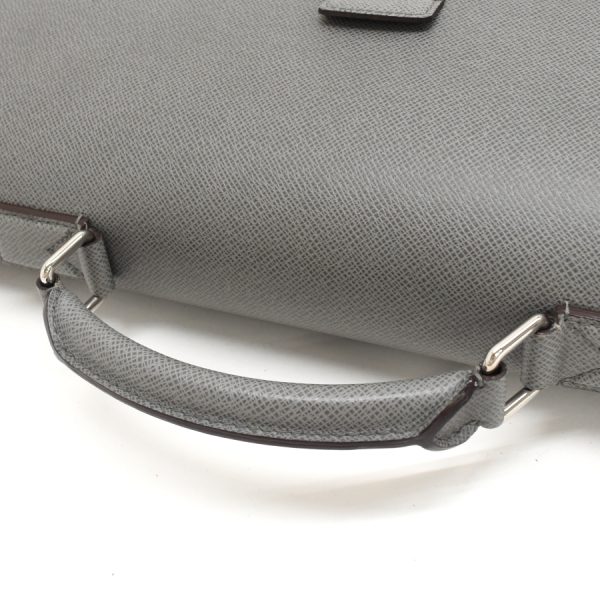 5000041884102676 7 Louis Vuitton Neo Robusto 1 Briefcase Taiga Glacier Gray