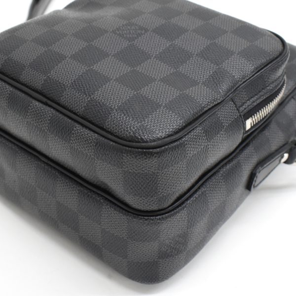 5000041884102682 5 Louis Vuitton Rem Shoulder Bag Damier Graphite Black