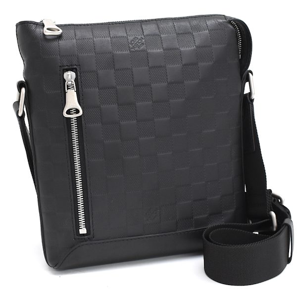 5000041884102683 1 LOUIS VUITTON Discovery Messenger BB Shoulder Bag Damier Onyx Black