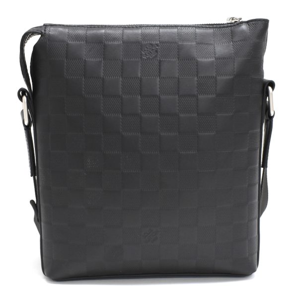 5000041884102683 3 LOUIS VUITTON Discovery Messenger BB Shoulder Bag Damier Onyx Black