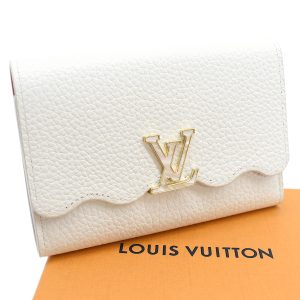 5000042884100446 1 Louis Vuitton Lead PM Handbag