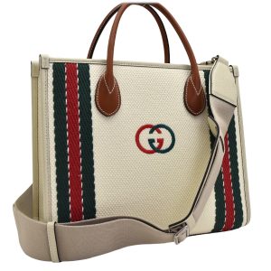 5000049884103580 1 GUCCI GG Marmont Quilted Leather Shoulder Bag Off White