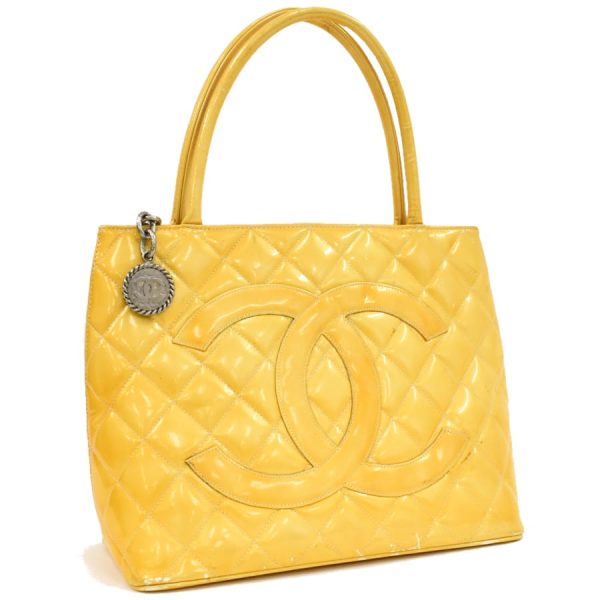 5000065884102537 1 CHANEL Reprint Tote Bag A01804 Coco Mark Patent Leather Yellow