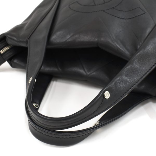 5000065884102542 7 CHANEL V Stitch Handbag Leather Black