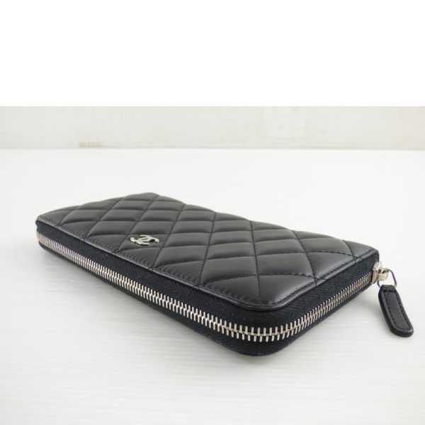 50017 3 Chanel Round Zipper Long Wallet Lambskin