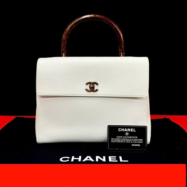 502a2319467 1 Chanel Vintage Coco Mark Caviar Skin Wood Handle Handbag White