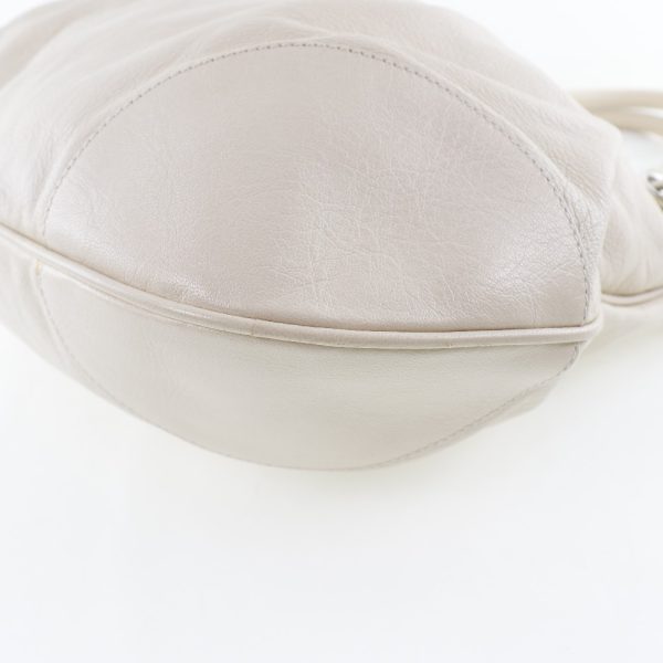 51150477 5 Salvatore Ferragamo Shoulder Bag Gancini Calf White Flap