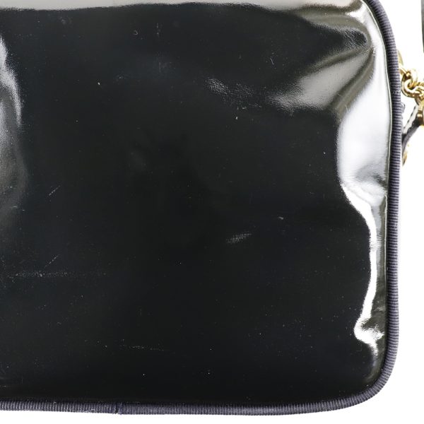 51160516 100 Salvatore Ferragamo Vala Shoulder Bag Patent Leather Black