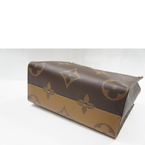 52107 3 Louis Vuitton On the Go MM Bag Monogram Giant Reverse