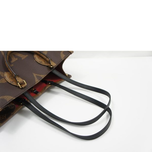 52107 5 Louis Vuitton On the Go MM Bag Monogram Giant Reverse