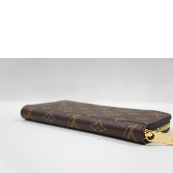 52143 3 Louis Vuitton Zippy Wallet Monogram