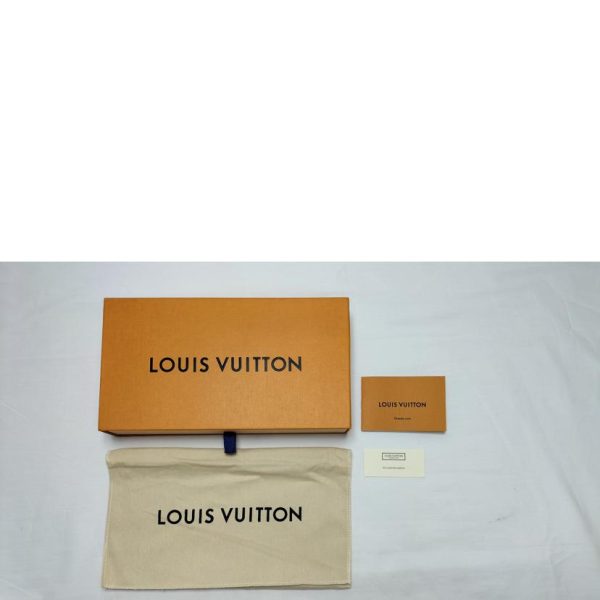 52171 9 LOUIS VUITTON Portefeuil Comet Wallet Taurillon Leather Black