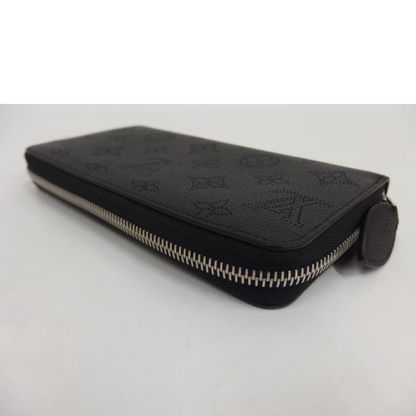 52576 5 Louis Vuitton Zippy Mahina Wallet Black