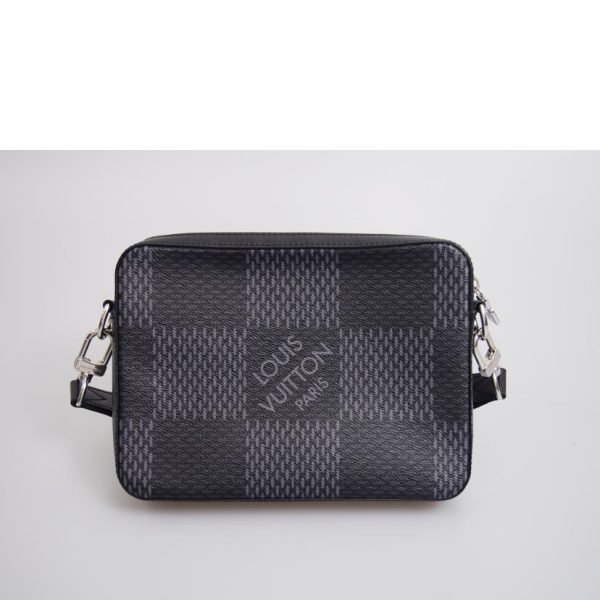 52671 2 Louis Vuitton Trio Messenger Bag Damier Graphite