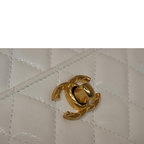 52870 13 Chanel Chain Wallet Caviar Skin White