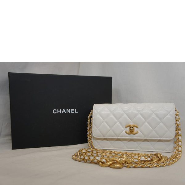 52870 14 Chanel Chain Wallet Caviar Skin White