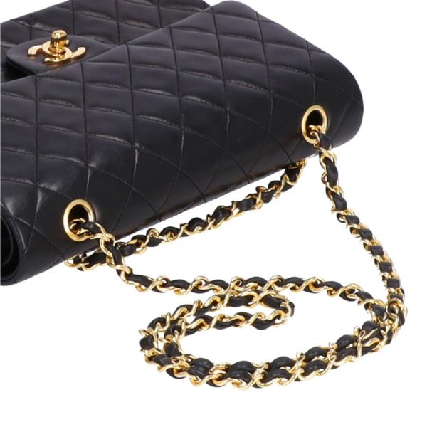 53051 4 Chanel Vintage Matelassé W Flap Chain Shoulder Bag