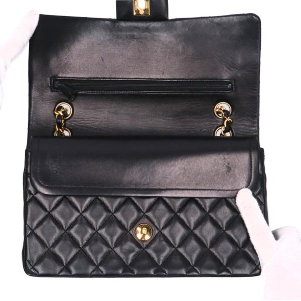 53051 7 Chanel Vintage Matelasse W Flap Chain Shoulder Bag Black